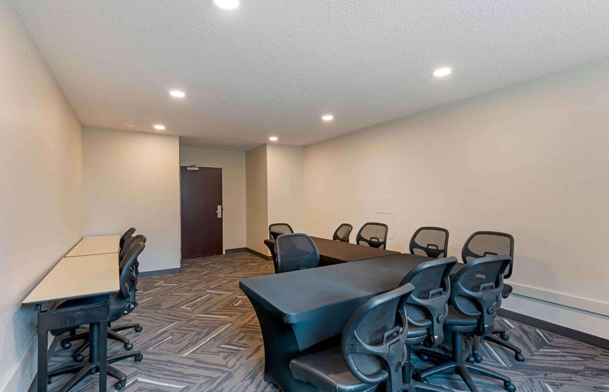 Extended Stay America Suites - Orlando - Convention Center - 6443 Westwood Williamsburg Екстер'єр фото