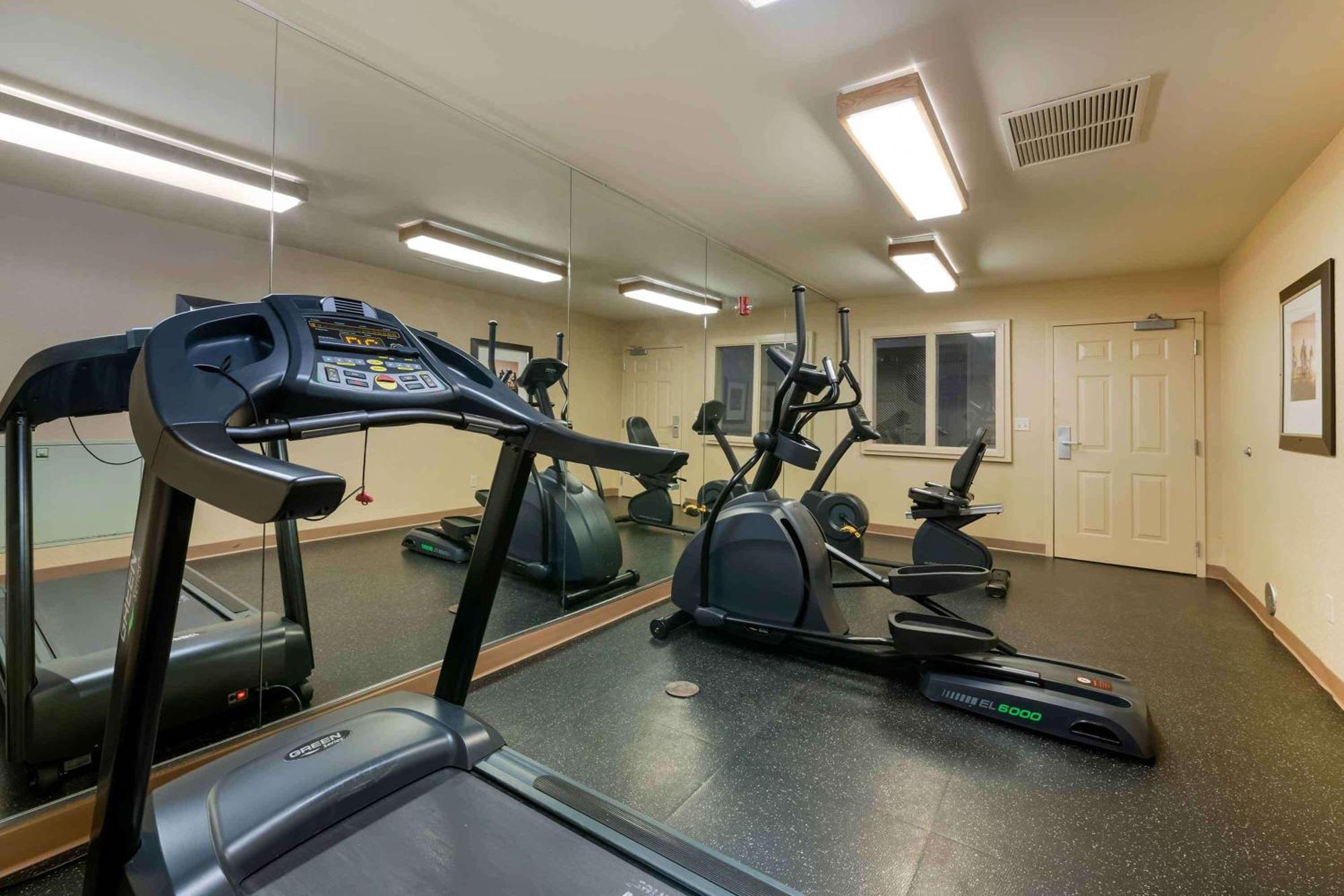 Extended Stay America Suites - Orlando - Convention Center - 6443 Westwood Williamsburg Екстер'єр фото
