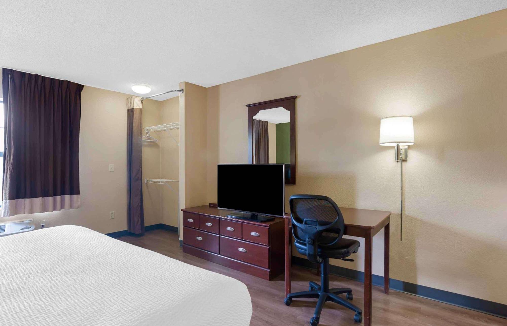 Extended Stay America Suites - Orlando - Convention Center - 6443 Westwood Williamsburg Екстер'єр фото