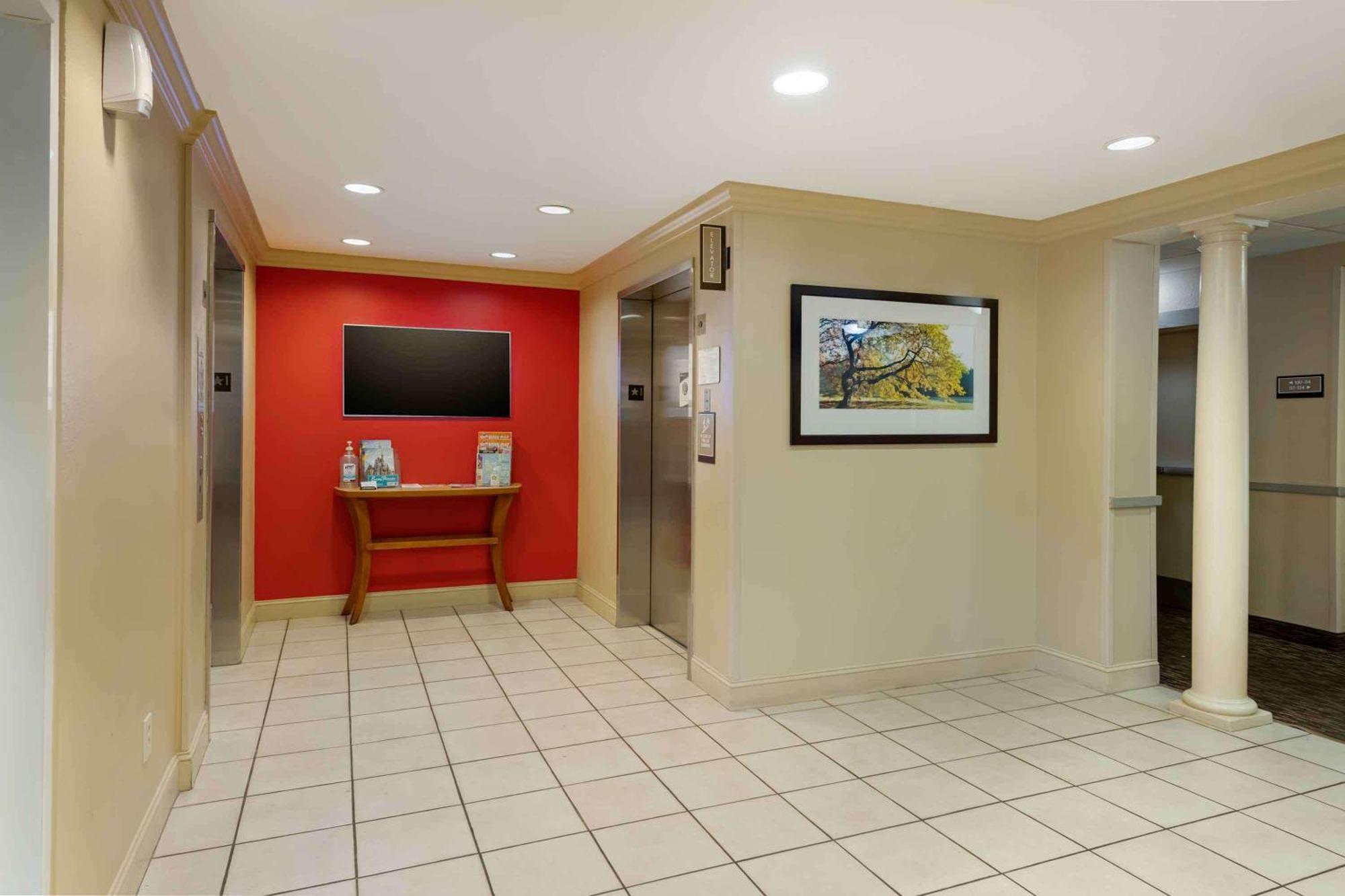 Extended Stay America Suites - Orlando - Convention Center - 6443 Westwood Williamsburg Екстер'єр фото